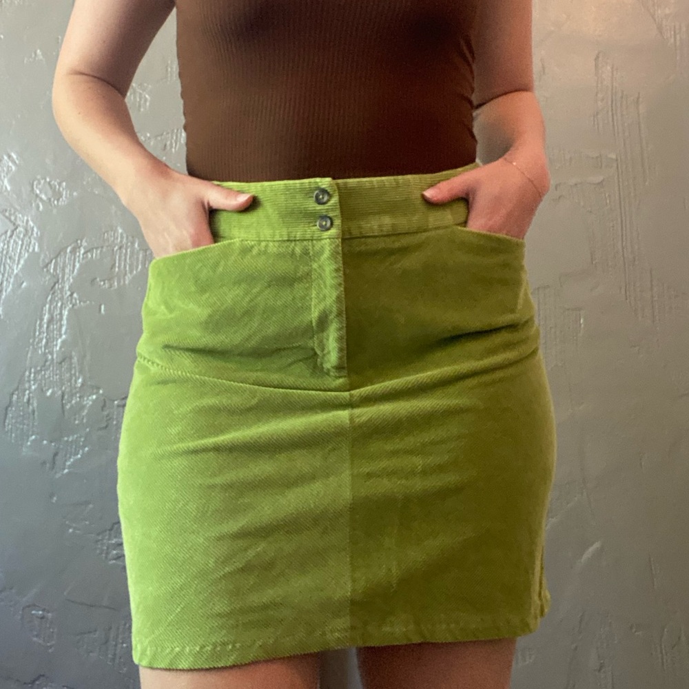 GREEN CUORDOROY SKIRT